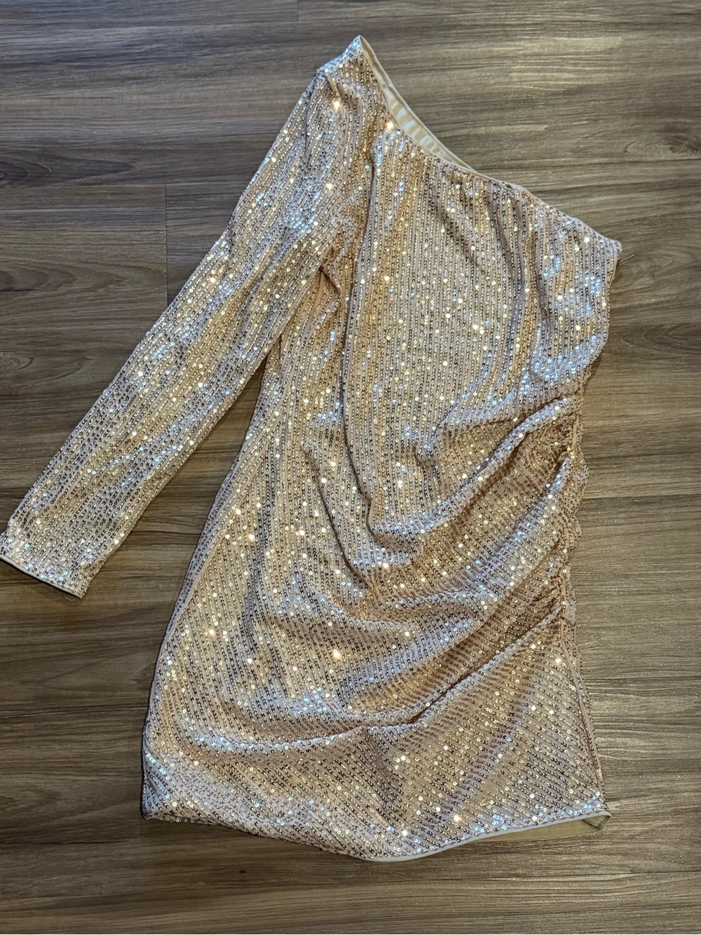 One-Shoulder Sequin Mini Dress in Gold/Champagne